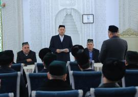 НАМАНГАН ВИЛОЯТИ УЙЧИ ТУМАНИДАГИ ИМОМЛАР БИЛАН УЧРАШУВ