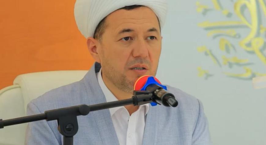 BIR AMAL BOR - U SENI ALLOHGA HAM, ODAMLARGA HAM, JANNATGA HAM YAQINLASHTIRADI...